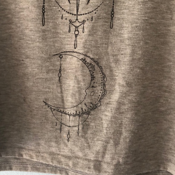 Tilly’s Boho Tee - Picture 3 of 6